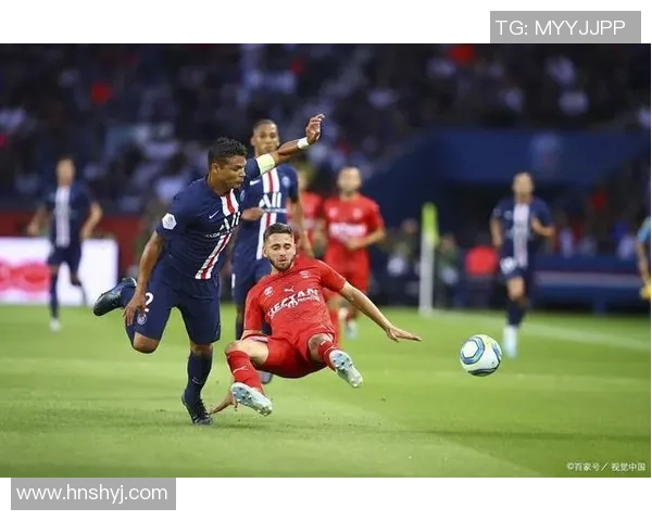 巴黎与尼姆的精彩对决结果揭晓赛季表现分析与未来展望