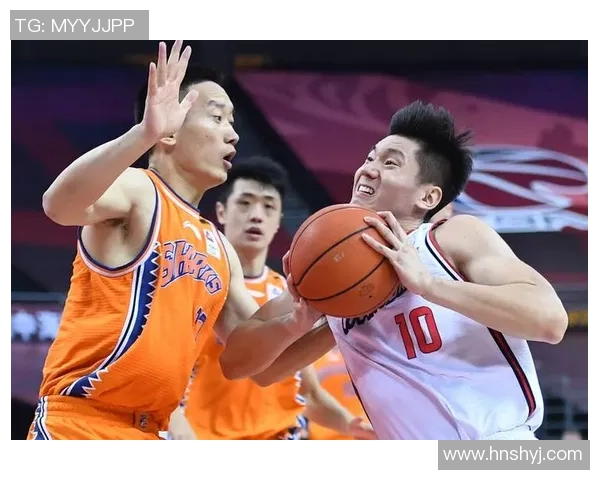 深圳领航者迎战山西队全力争胜展现篮球魅力与团队精神