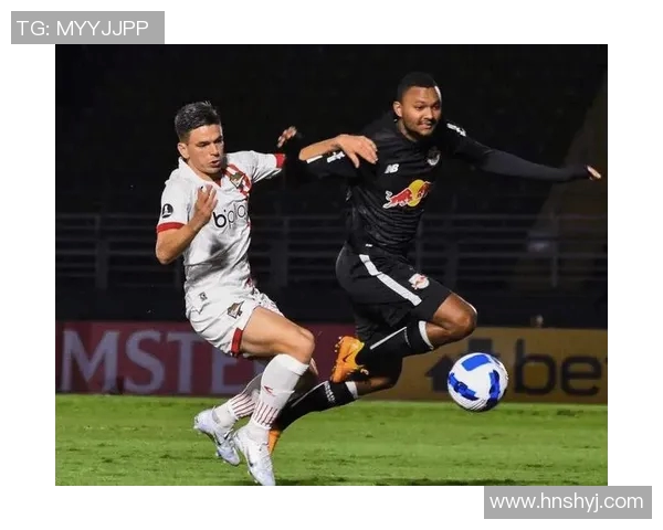 拉努斯与萨斯菲尔德激战正酣谁能在这场对决中笑到最后