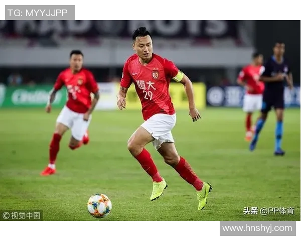 恒大与泰达精彩对决重播回顾赛场瞬间与精彩进球分析 恒大与泰达精彩对决重播回顾赛场瞬间与精彩进球分析